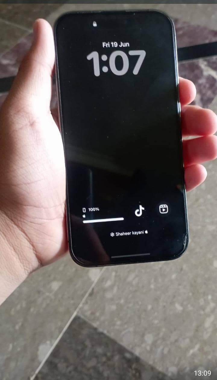 iPhone 14 pro 1