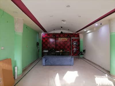 A Building Of 5 Marla In Faisal Town