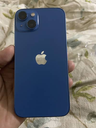 Apple iPhone 13
