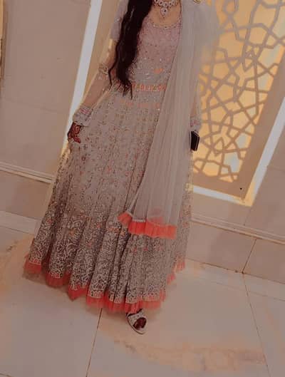 Girls heavy maxi available, 32 kali ka flare hai with full length