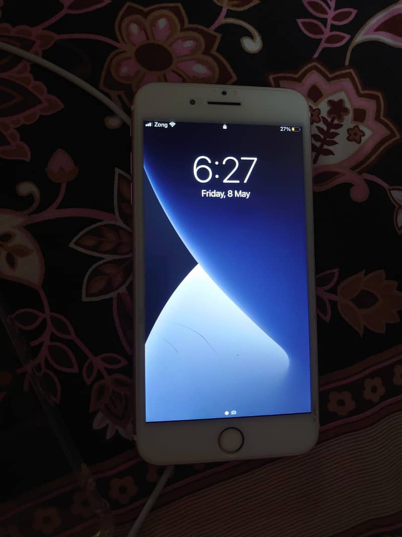 Apple iPhone 7 Plus 3