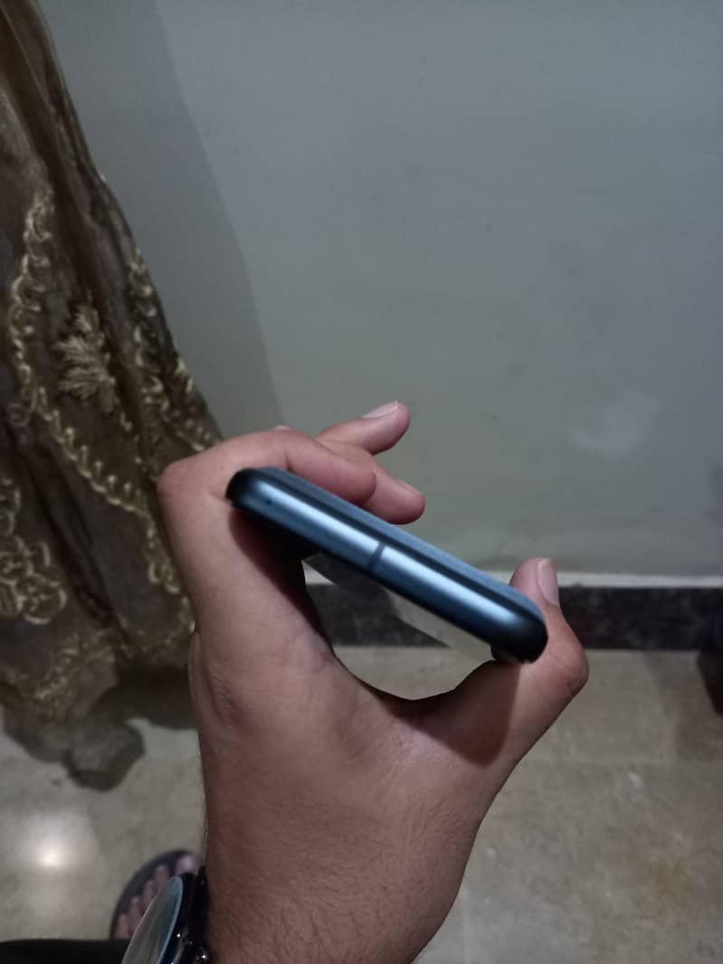 Google Pixel 8 2