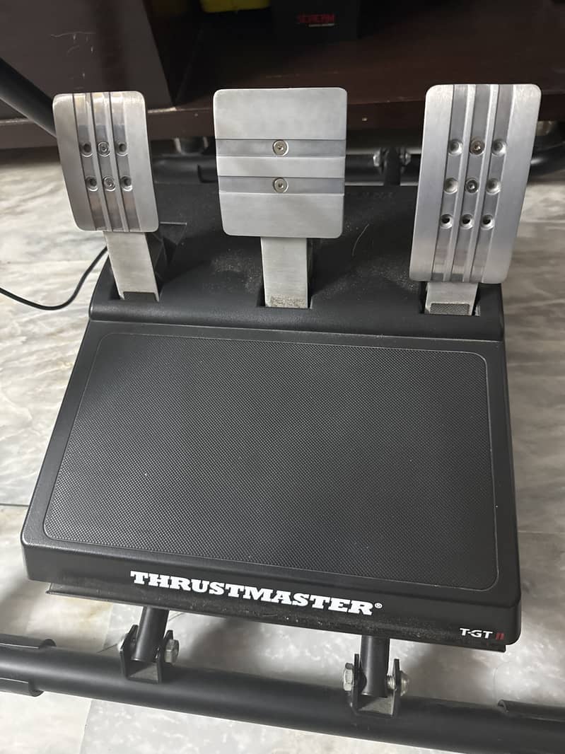 Thrustmaster tgt2 1