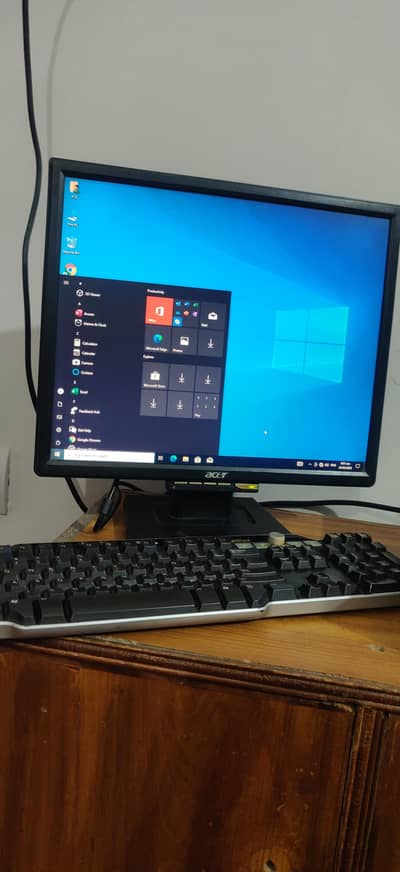 Dell Core i5 slightly used urgent sale