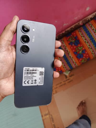 Tecno Spark 40 Pro