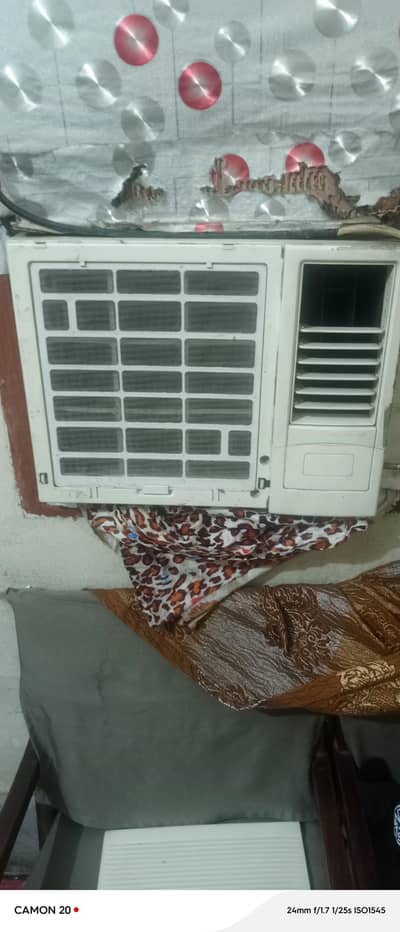 Ship window ac