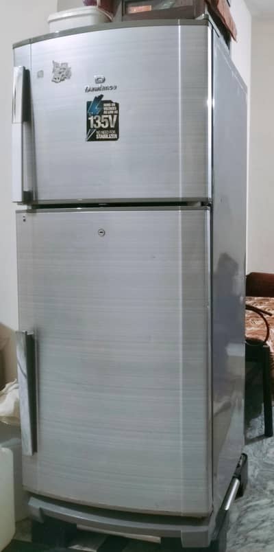 Dawlance refrigerator/fridge