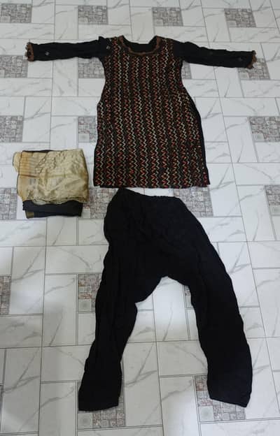 Used Women 3 Peace Suit Condition Good