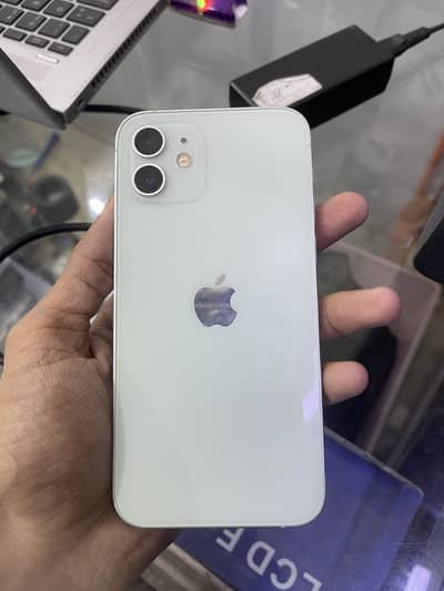 Apple iPhone 12