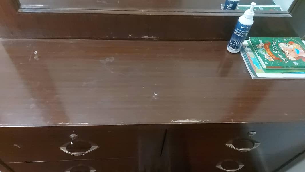 Dressing table 2