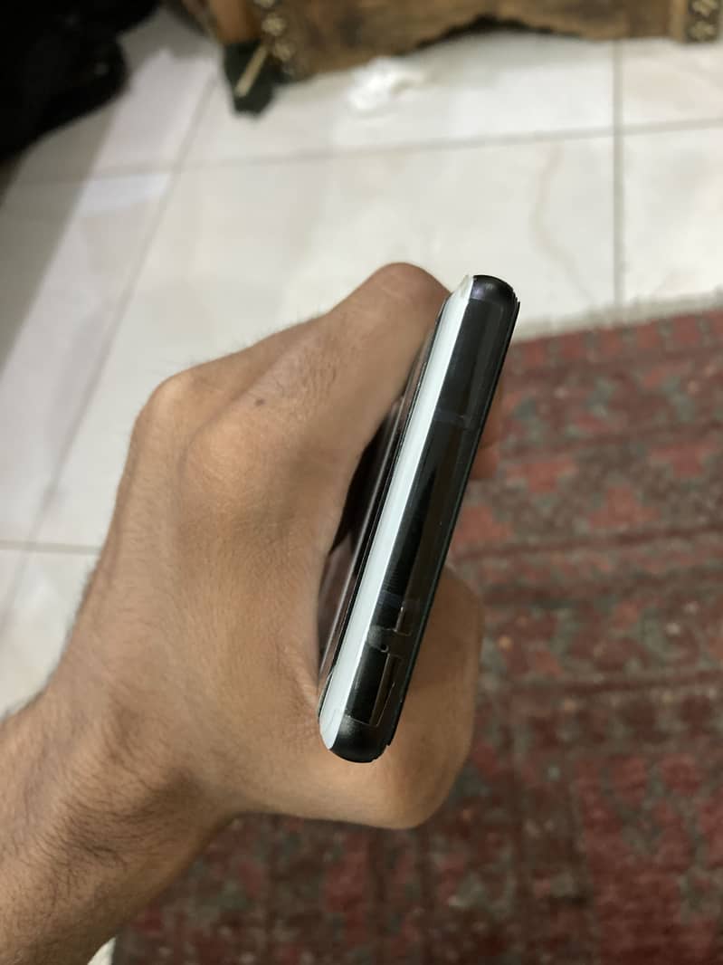 Google Pixel 6a 4