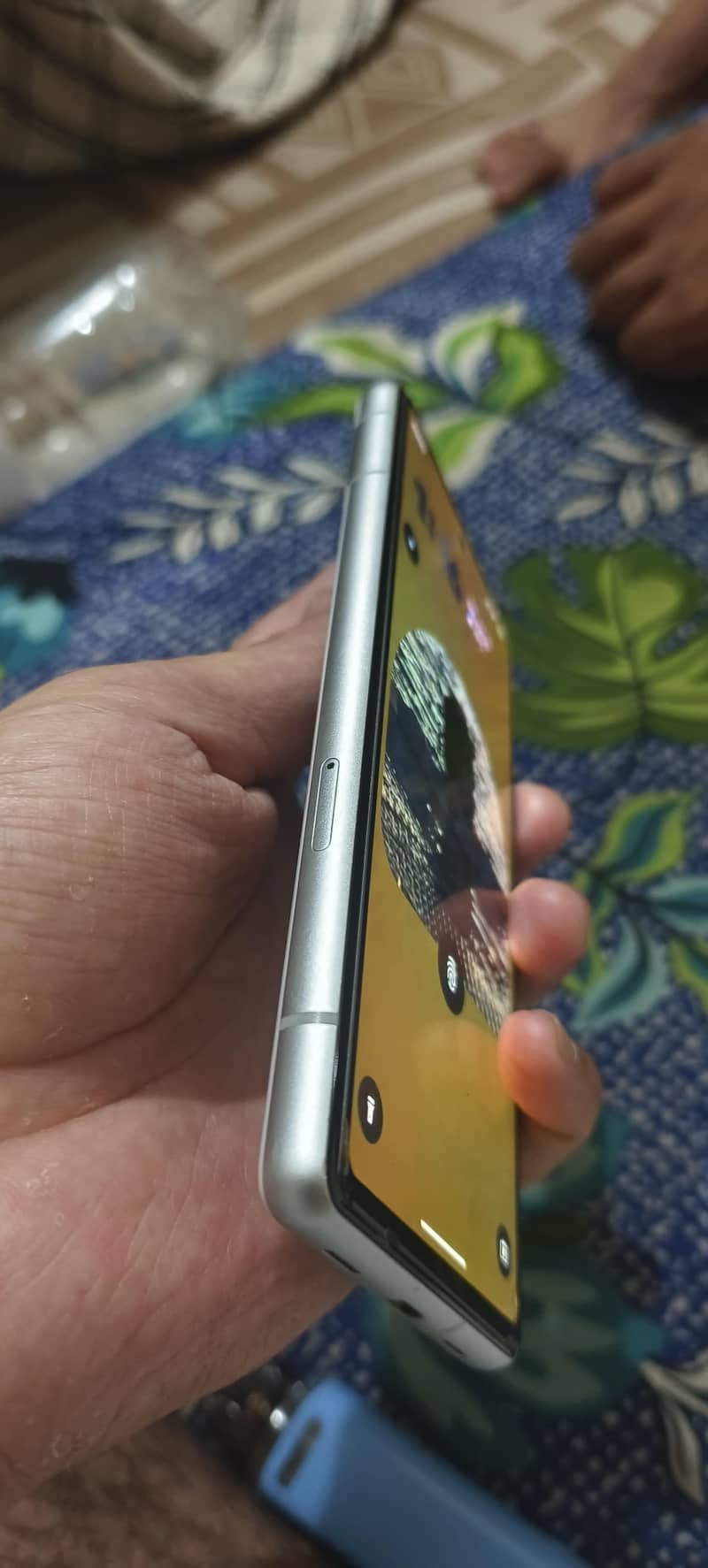 Google Pixel 7a 4