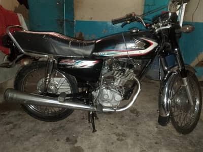 Honda CG 125 (2015) karachi number