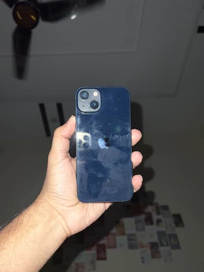 Apple iPhone 13