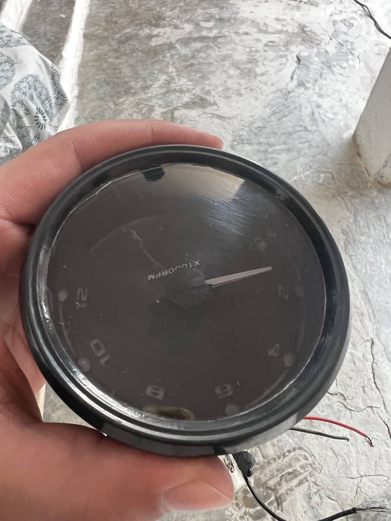 Universal digital speedometer 4