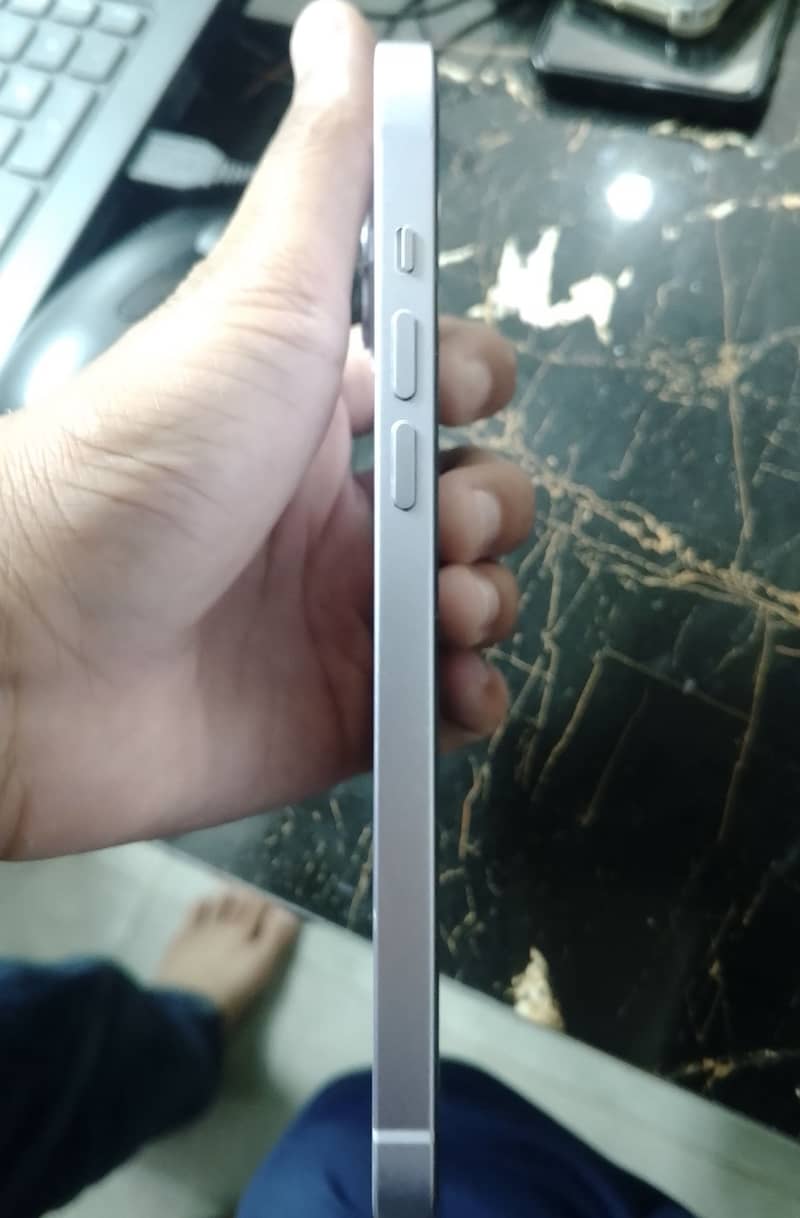 Apple iPhone 14 plus 1