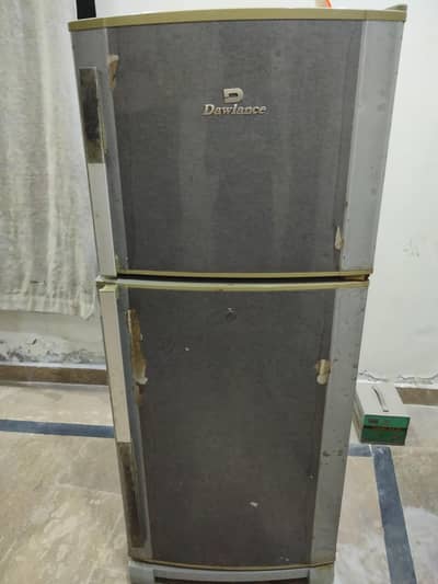 Dawlance fridge for sale