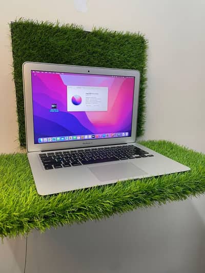 apple MacBook air 2017/ 256 gb
