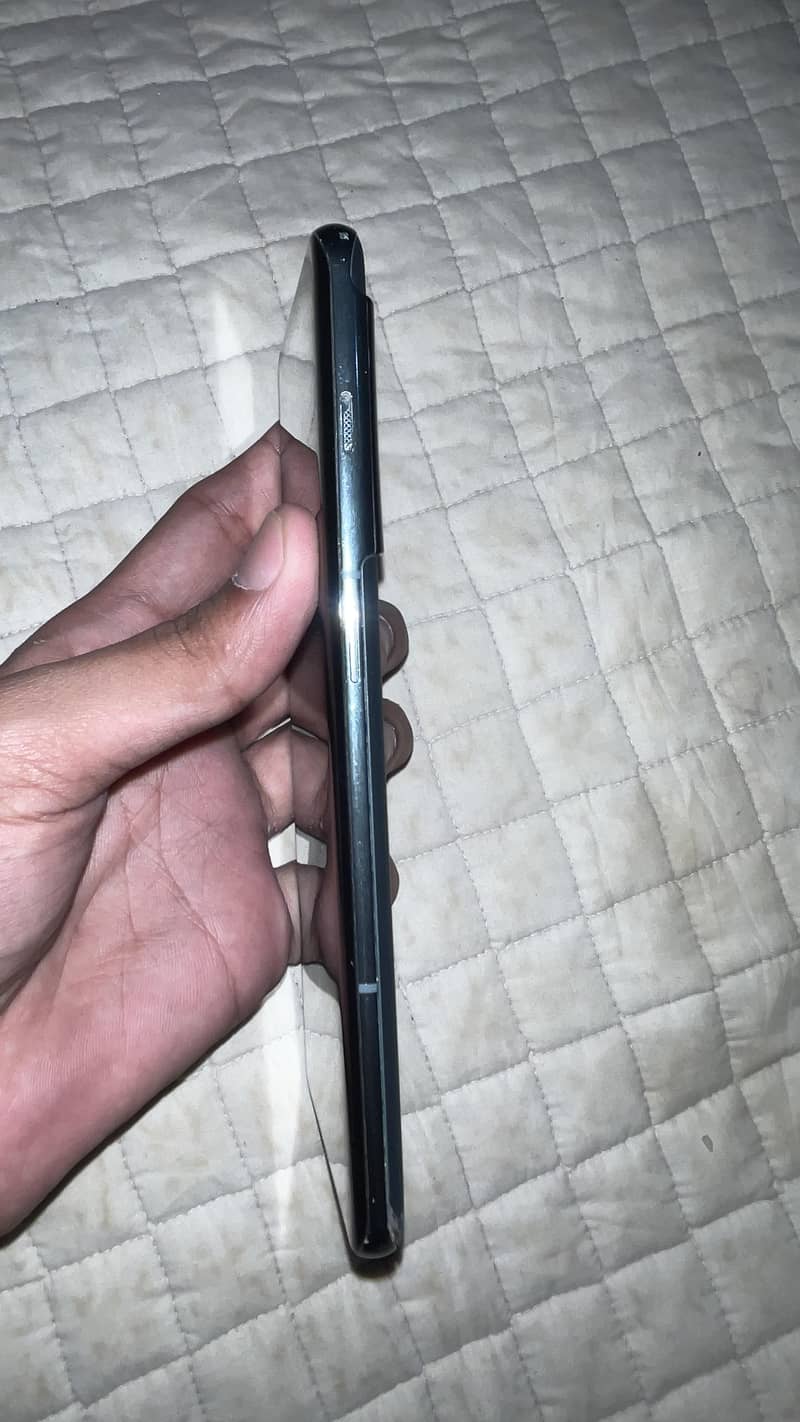 OnePlus 10 pro 2