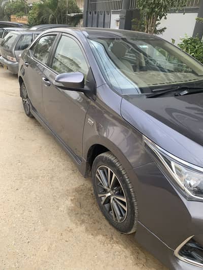 Toyota Corolla Altis 2021