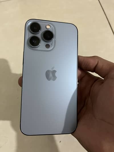 Apple iPhone 13 Pro