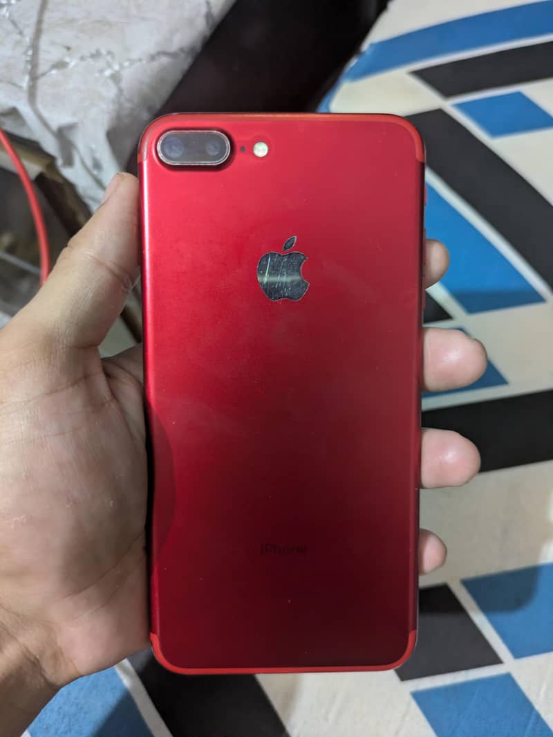 Apple iPhone 7 Plus 1