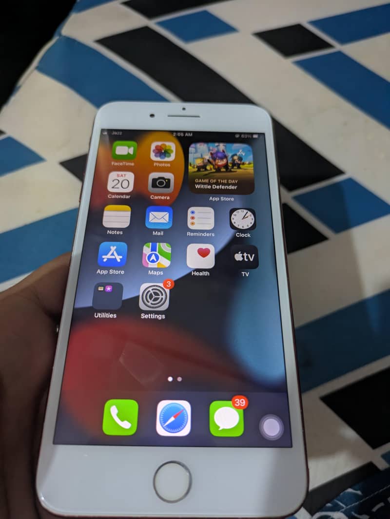 Apple iPhone 7 Plus 5