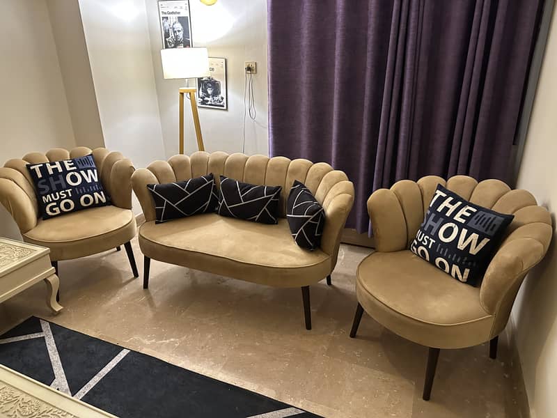 Sofa set 0