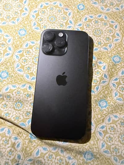 Apple iPhone 16 Pro Max