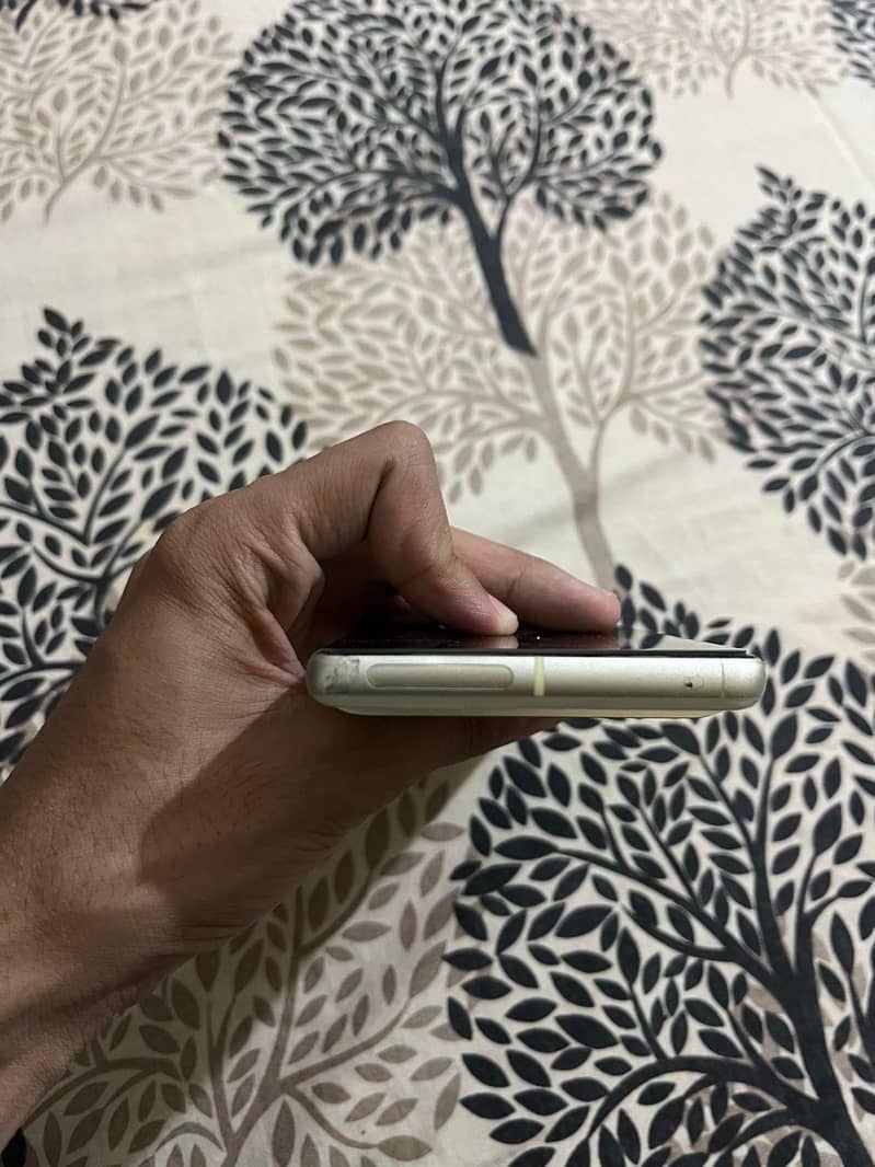 Google Pixel 7 6