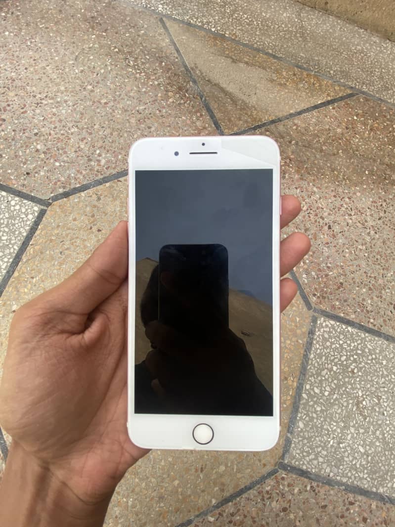 Apple iPhone 7 Plus 4
