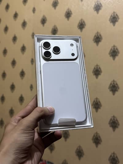 iPhone 17 Pro Max Jv