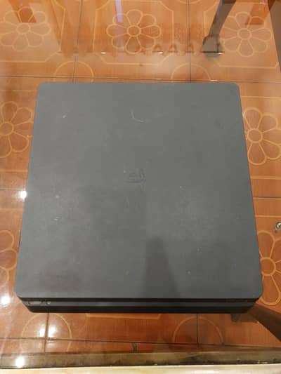 PS4 SLIM MODEL FOR SALE