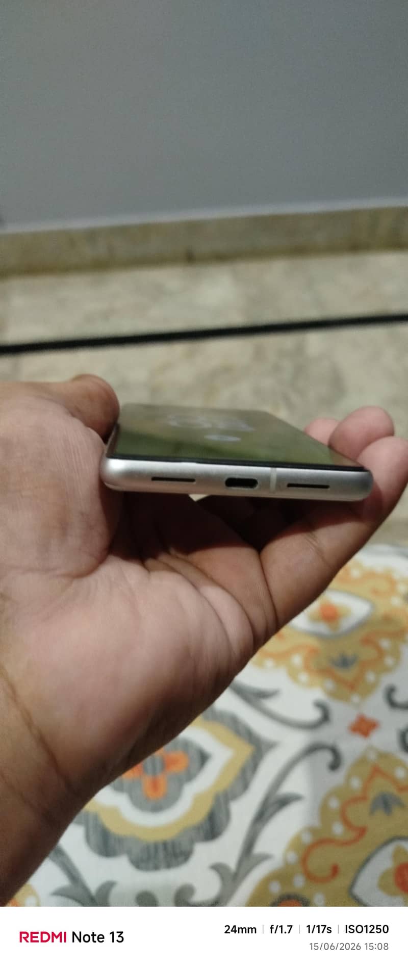 Google Pixel 7 4