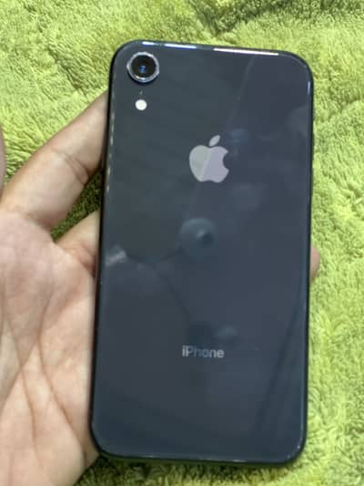Apple iPhone XR