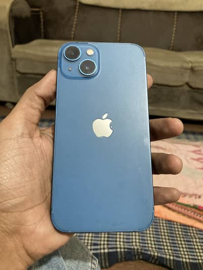 Apple iPhone 13