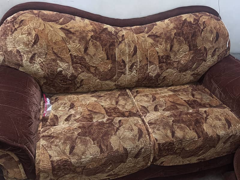 Beautiful sofa set 1