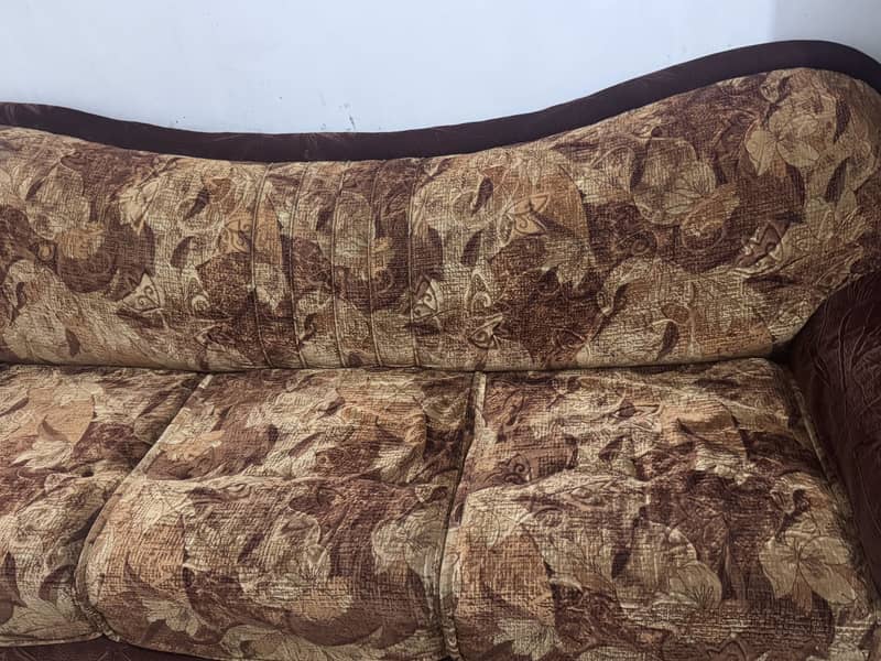 Beautiful sofa set 2