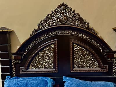 King size bed