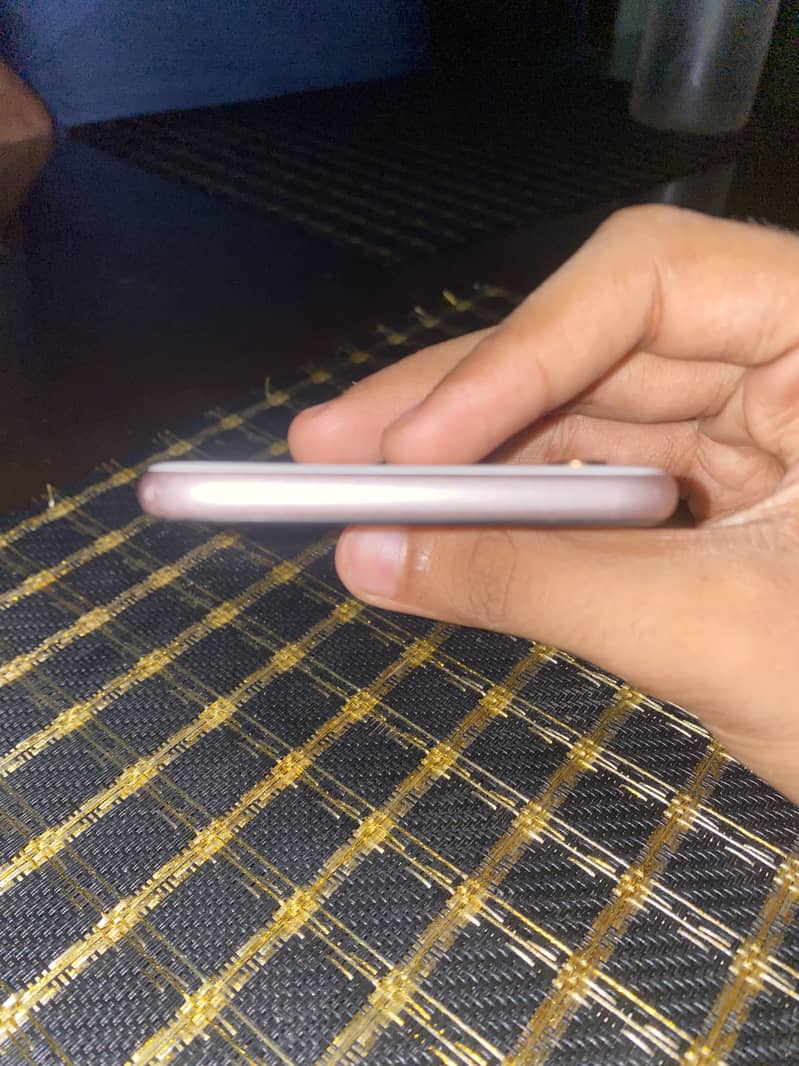 Iphone 6s 4