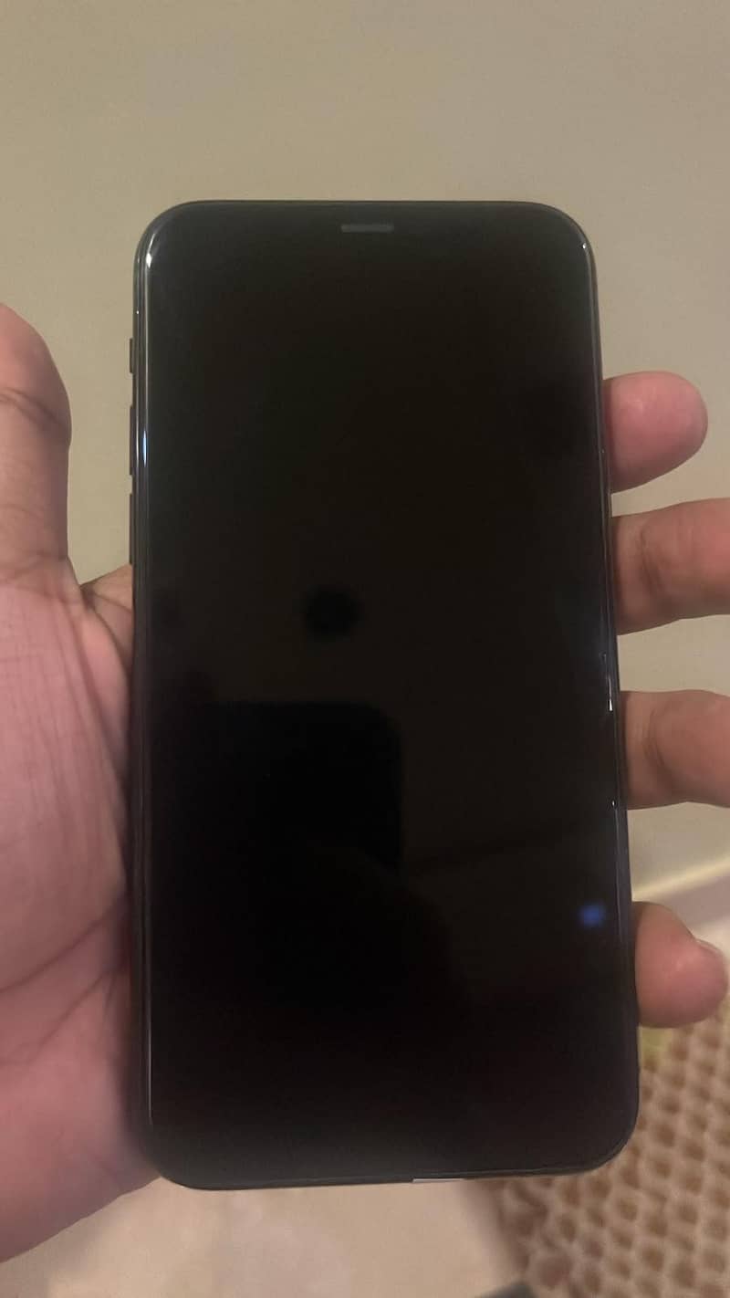 Apple iPhone 11 Pro 1