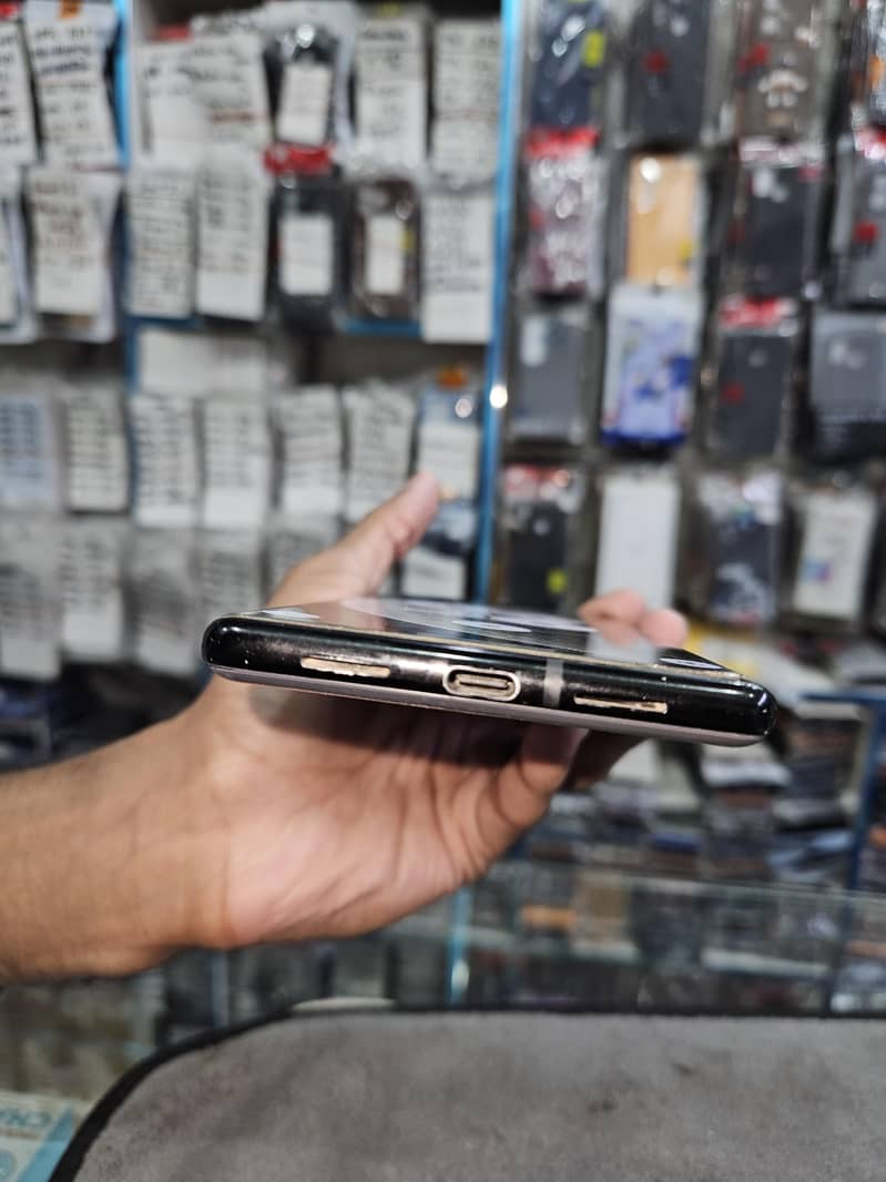 Google Pixel 6 Pro 2