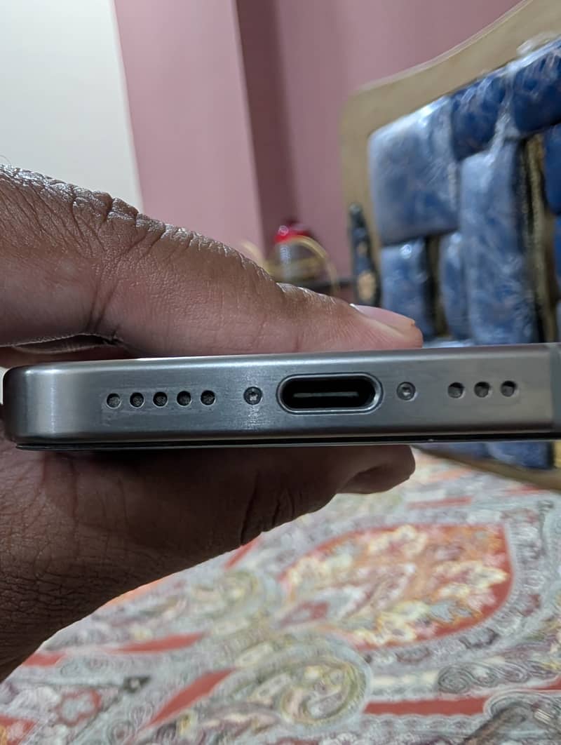 Apple iPhone 15 Pro 5