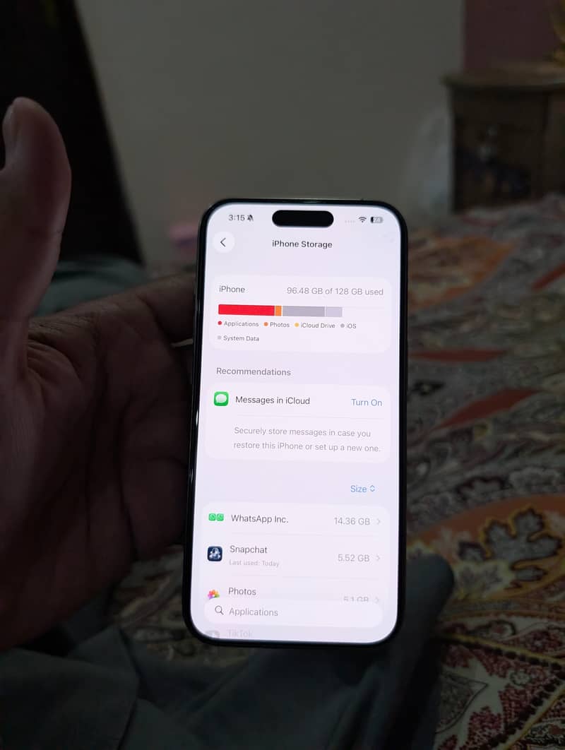 Apple iPhone 15 Pro 9