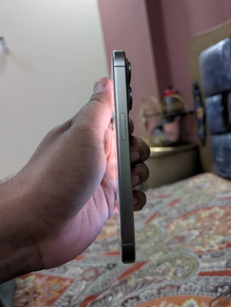 Apple iPhone 15 Pro 11