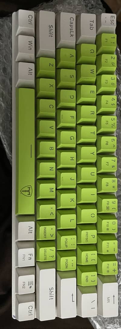 60% mechanical gaming keyboard