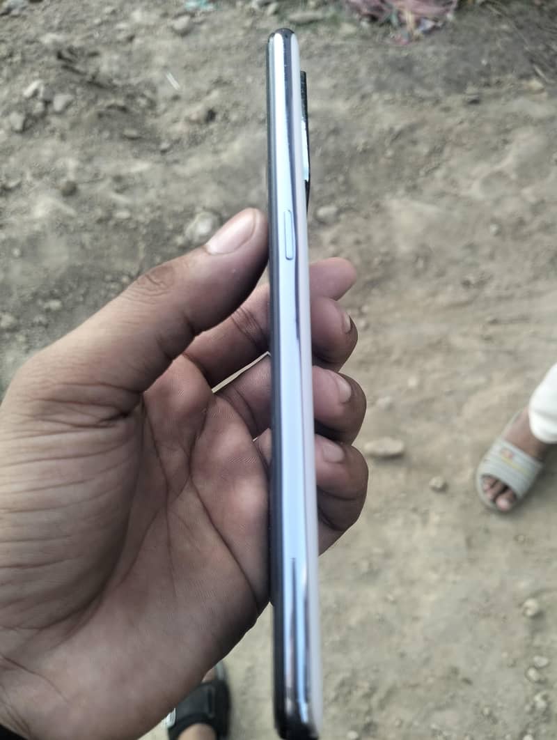 OPPO A95 1