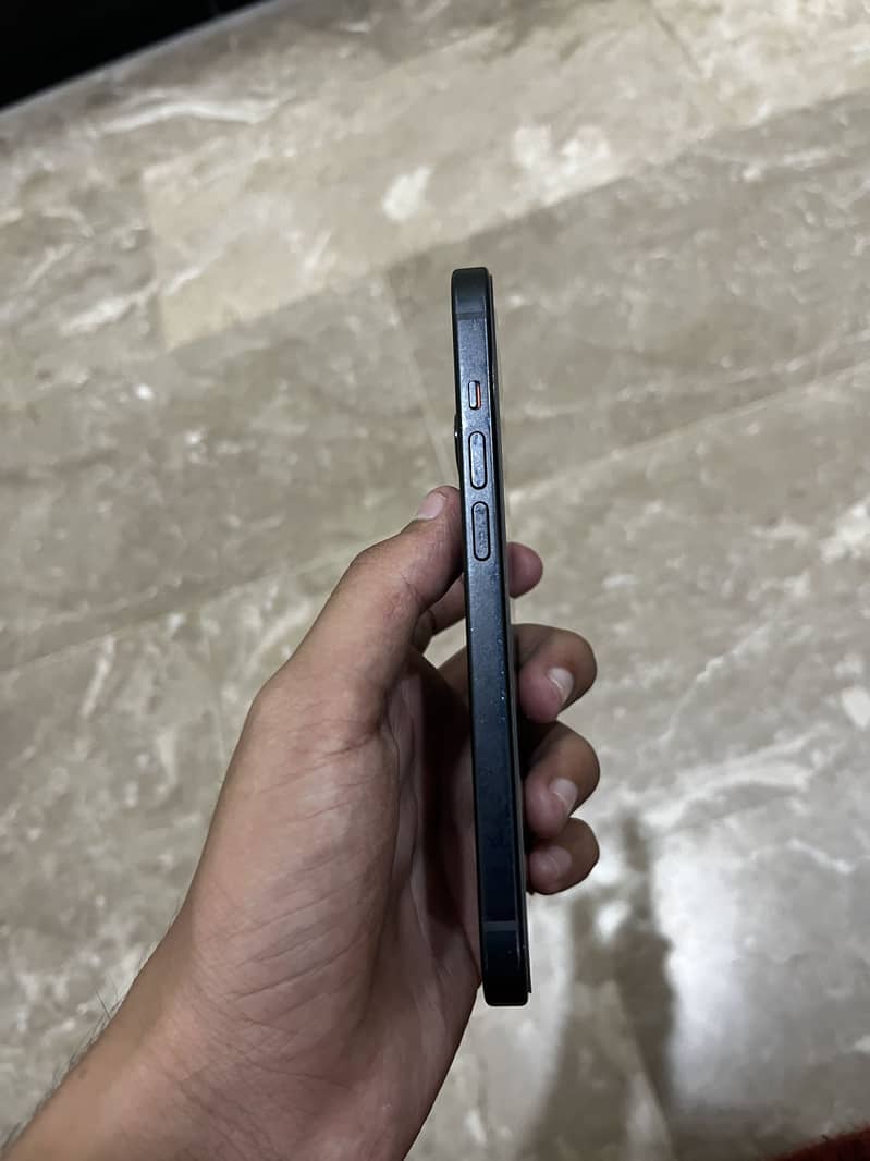 Apple iPhone 15 1
