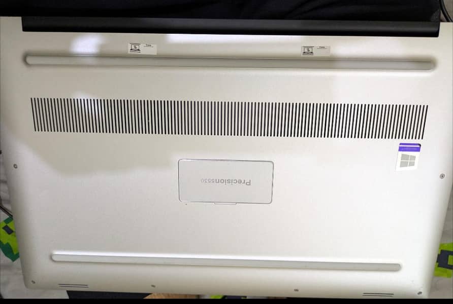 Dell precision 5530 3