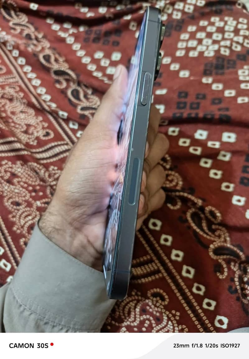 Apple iPhone 14 Pro Max 3